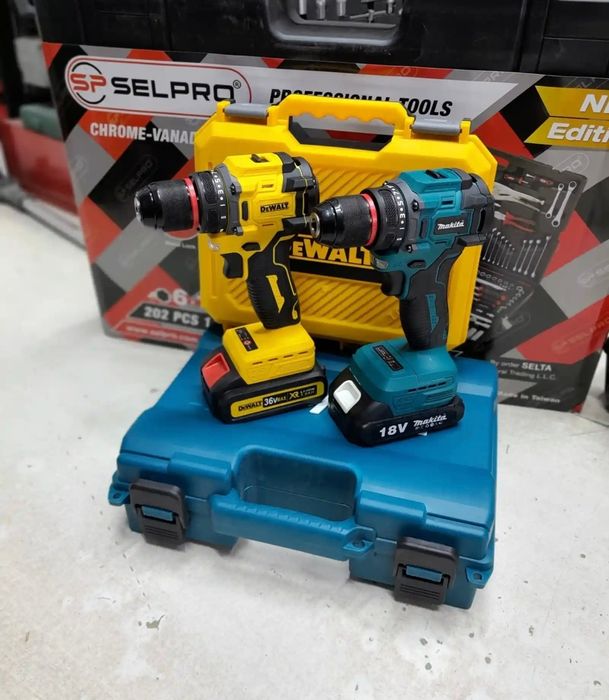 Шуруповерт Макита безщёточный