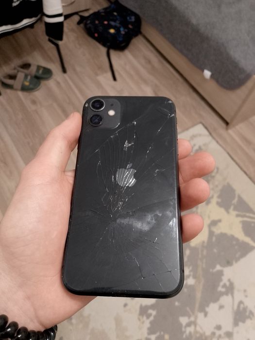 Айфон 11  64 Гб  АКБ 100