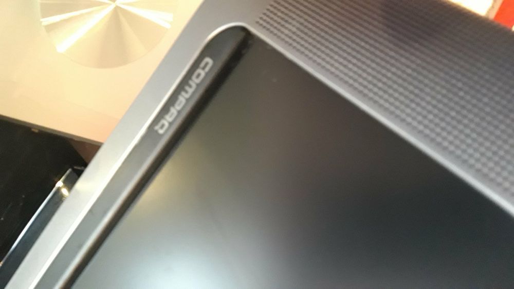 Монитор- Телевизор COMPAQ  /19инча