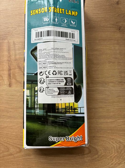 Lampă solară stradală LED cu senzor de mișcare – Super Bright,