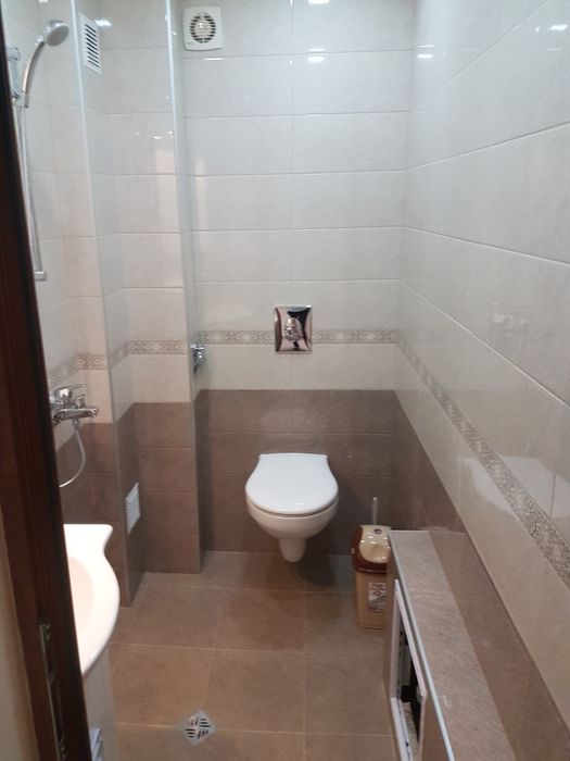 Дава се под наем Тристаен апартамент в Плевен, Идеален център - 70 кв.м за 408 € - Снимка #9