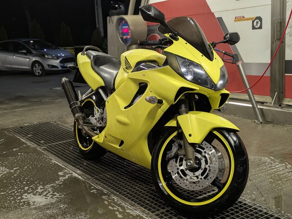 Honda CBR 600 F4i