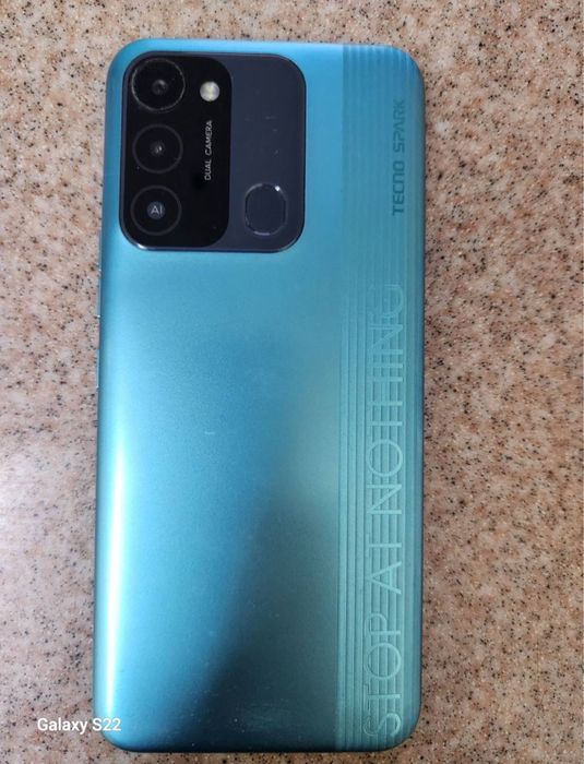 Tecno spark 8c 4/64