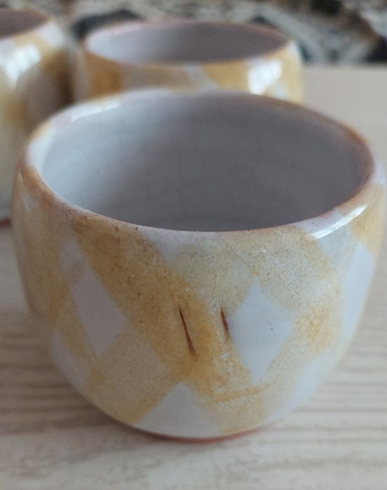 Комплект от 4 винени чаши с ретро дизайн