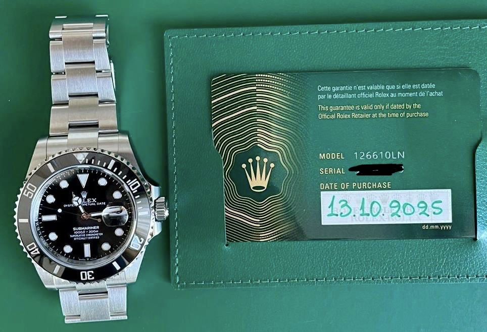 Rolex Submariner Date- Чисто нов