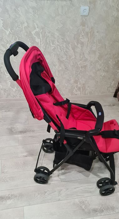 Продам коляску фирмы Чико