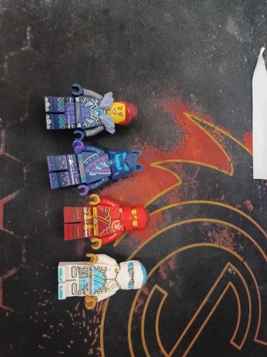 Lego Ninjago robotul elemental al lui Kai, complet-71808