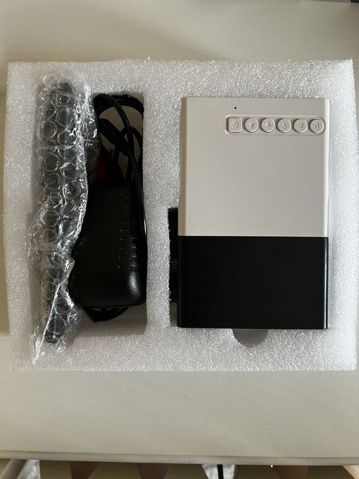 Проектор LED Projector