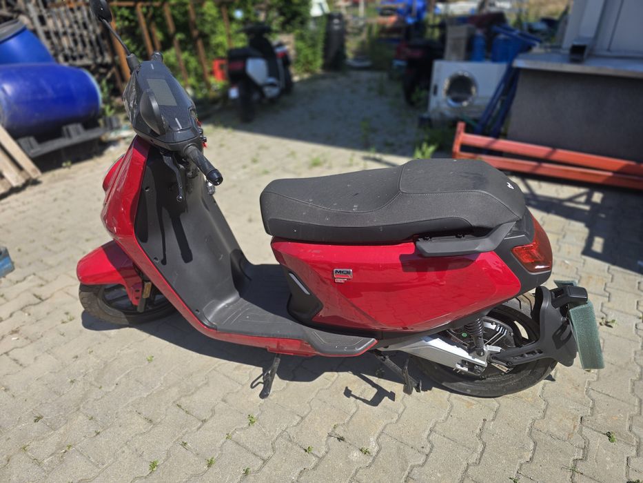 Scuter NIU MQI GT Noi