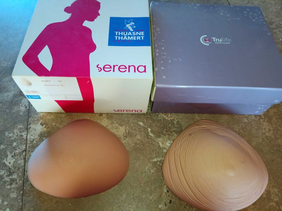 Намаление 50 процента.Гръдни протези - две нови с кутиите и две  още