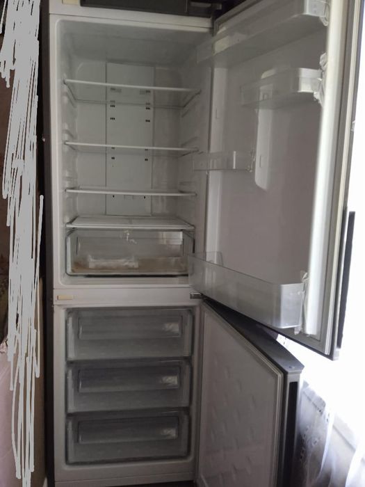 Продам холодильник