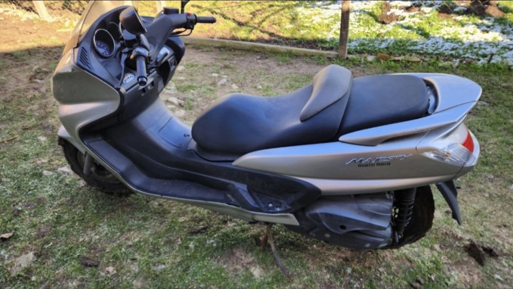 Yamaha majesty 400