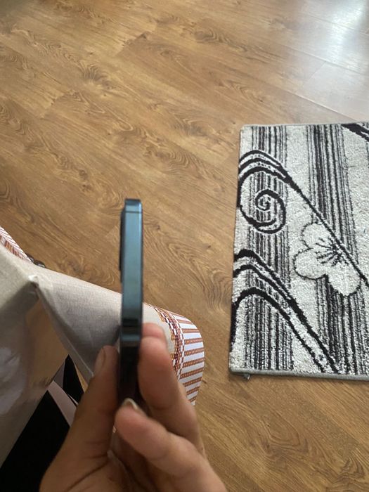 Vand iphone 12 pro telefonul este in stare perfecta pret negociabil