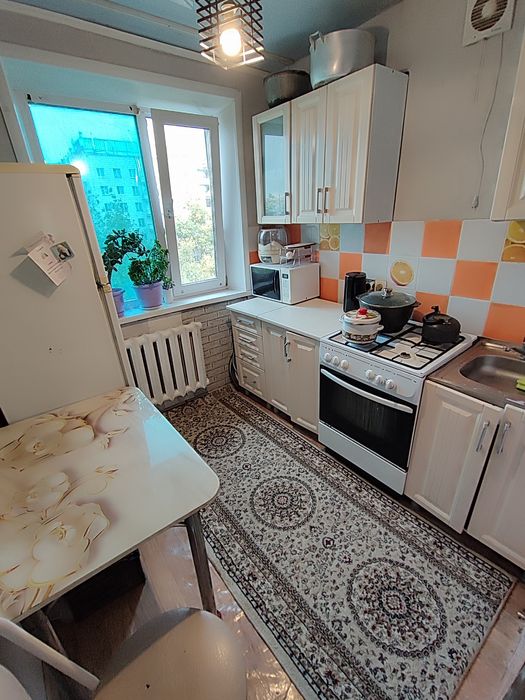 Продается 3-комн (6-12, 5 эт)