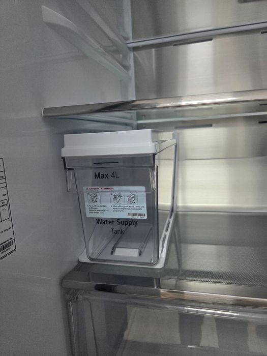 Хладилник  LG InstaView