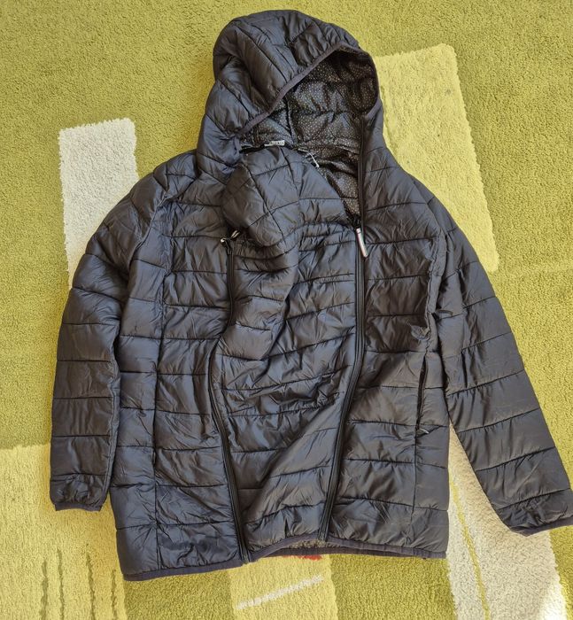 Раница за бебеносене със смукалки