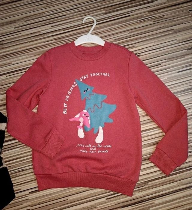 Lot hanorace H&M 6-8 ani ca noi.