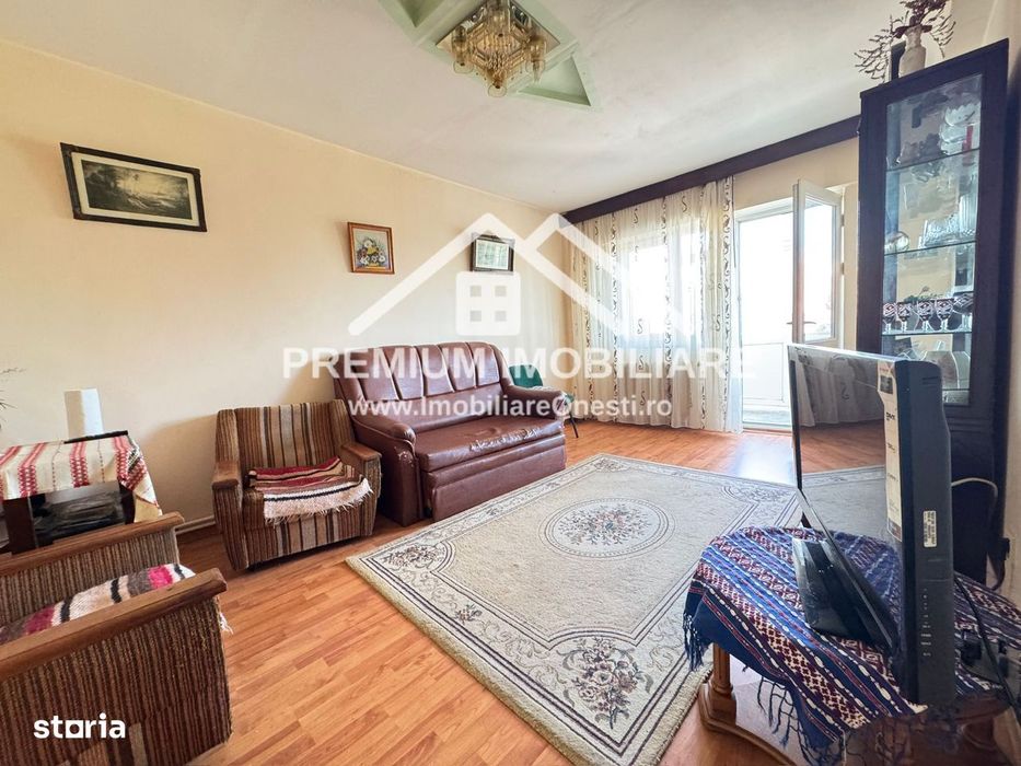 Apartament 3 camere etaj 2 de vanzare — fotografia 3