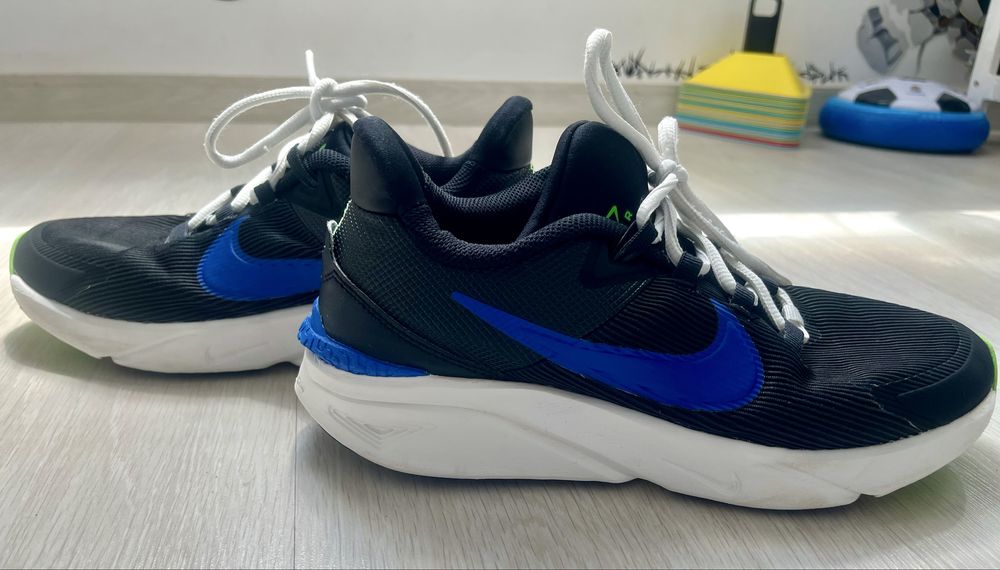 Страхотни маратонки Naik