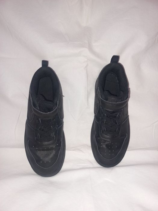 Incaltaminte sport Nike. Adidasi copii marimea 32