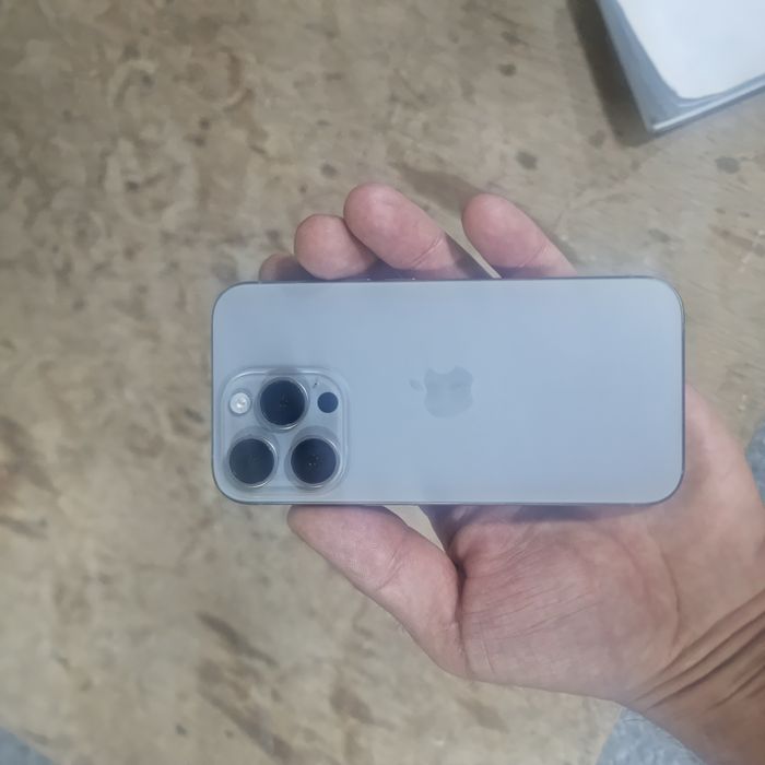 Iphone 15 pro 128 gb