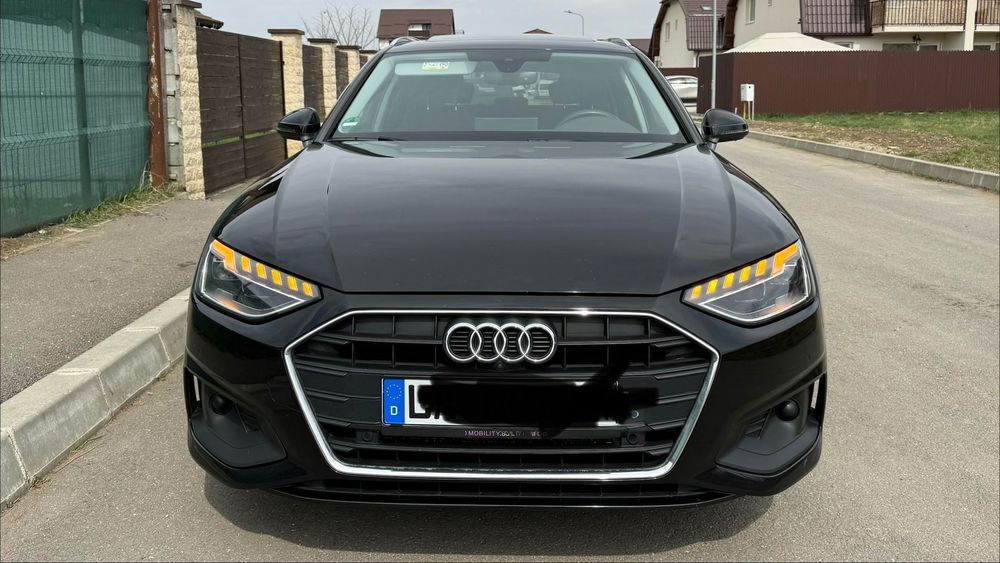 Audi A4 Sport-line 163 cp.bord virtual,webasto,trapă panoramică,matrix