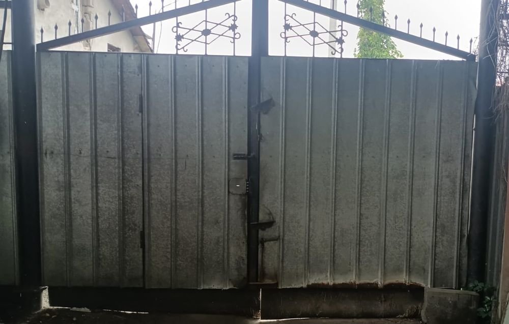 Продам ворота с калиткой