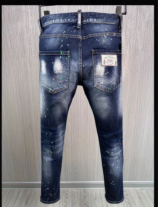 Pantaloni de dama rupti la moda