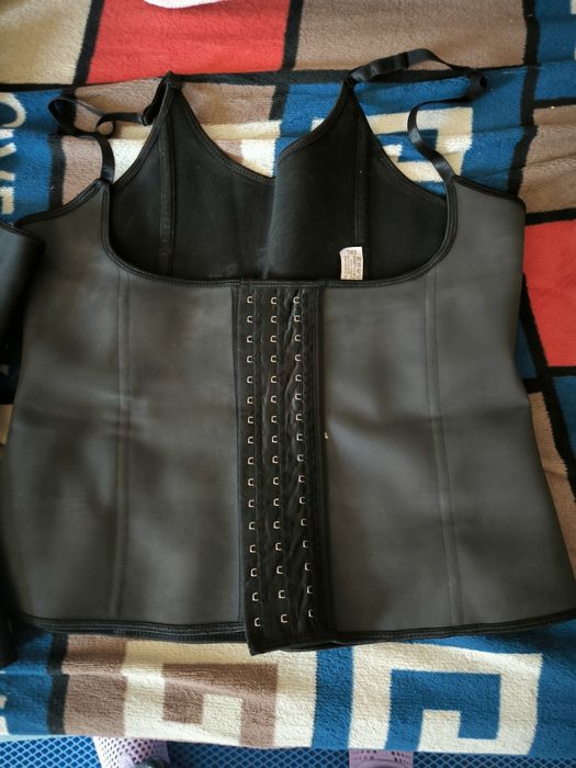 Продам корсеты утягивающие.