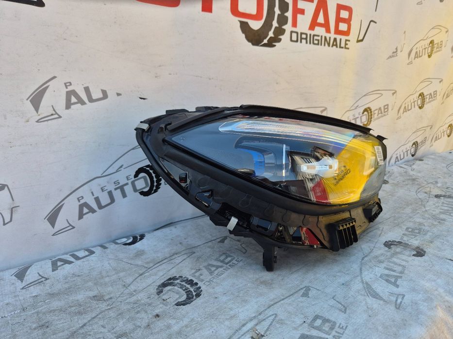 Far dreapta Mercedes C-Class W206 Full LED Digital 2069065404 an 2021-