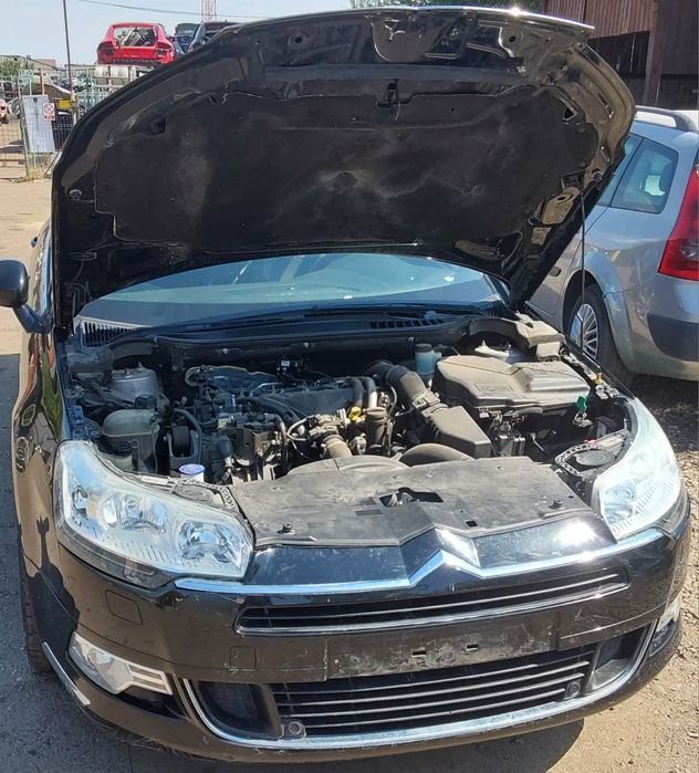 Dezmembrez Citroen C5 2.0 HDi an 2009 cod motor RH01