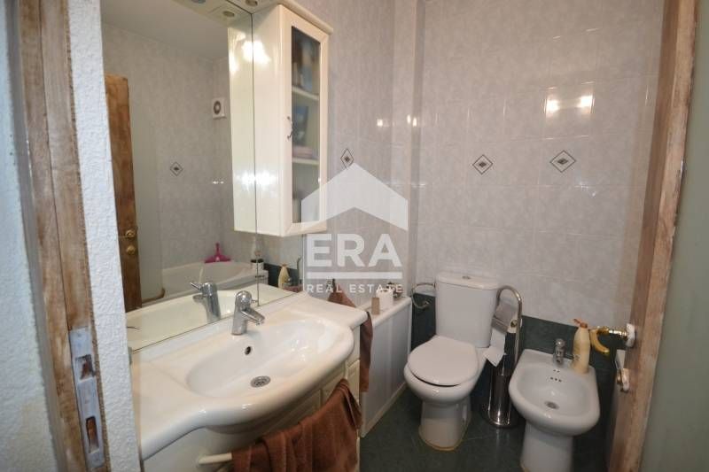 Продава се Четиристаен апартамент в Хасково, Куба - 144 кв.м за 1382 €/кв.м - Снимка #11