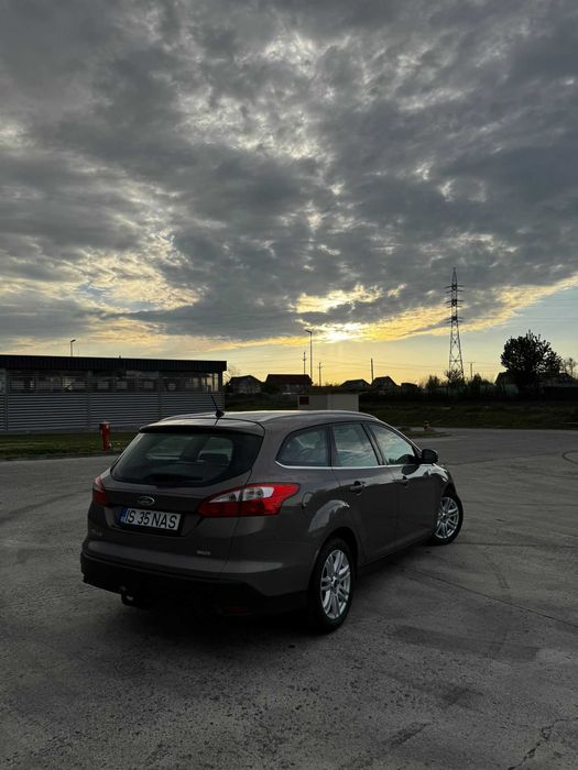 Ford Focus  2013