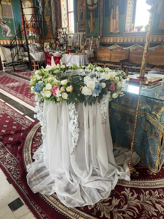 Inchiriere Aranjament Decor Cristelnita Botez | Montaj Inclus