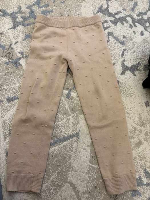 Отдам даром вещи на девочку 3-4 года