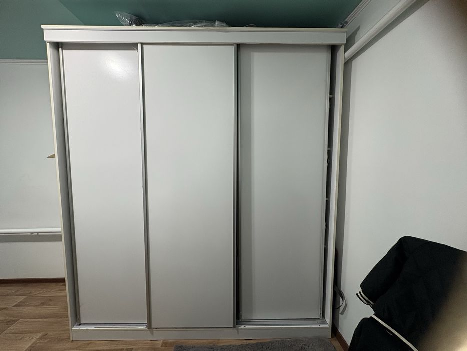 Шифоньер для спальни