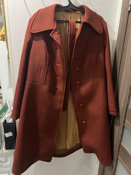 Плащи, пальто в хор сост