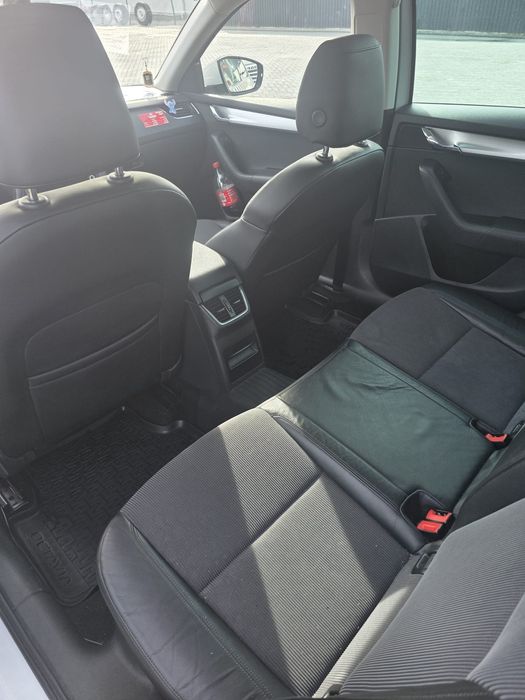 Cesionez Firma Taxi SRL cu Skoda Octavia