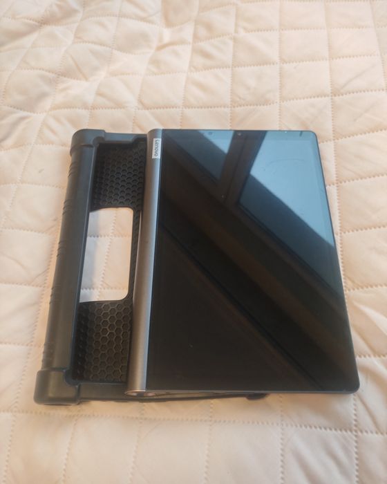 Таблет Lenovo YT-X705L