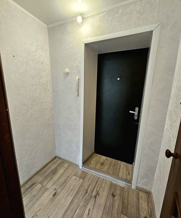 Продаётся 2х комнатная квартира