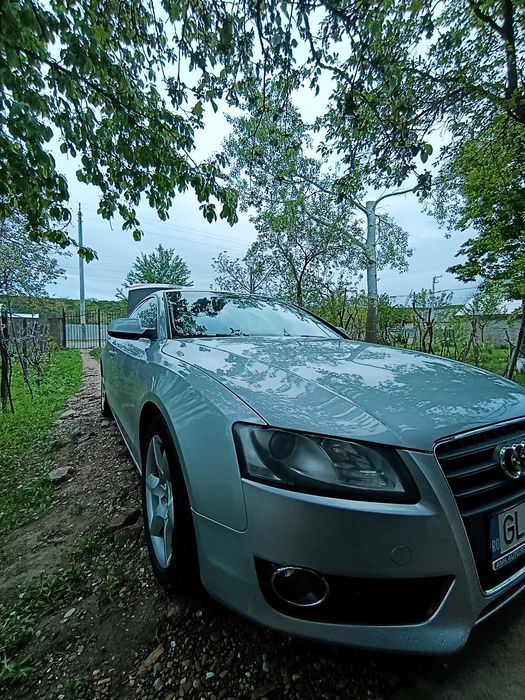 Vând Audi A5 8T Coupe