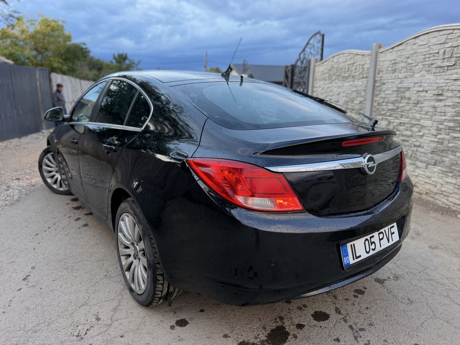 Vand Opel Insignia 2011