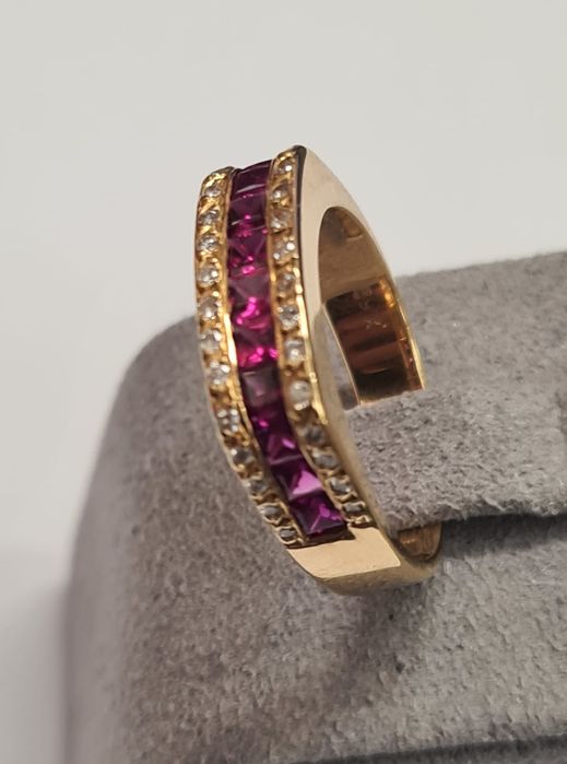 Inel din aur galben 18k, cu rubine si diamante naturale, IAU845