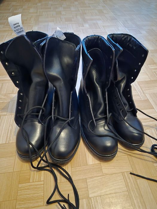 Продам Берцы 2 пары