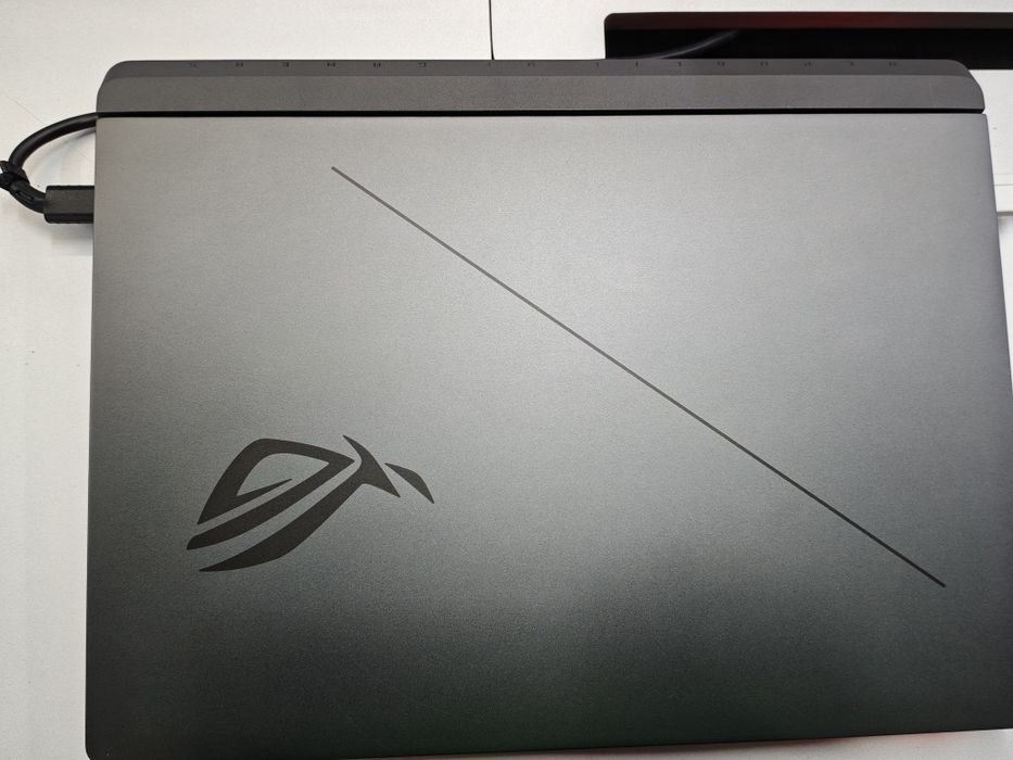 Ноутбук Asus Rog Strix G16