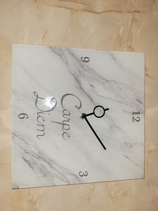 Ceas perete imitatie marmura