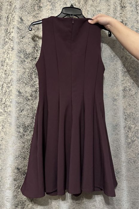 Платье Zara с этикеткой