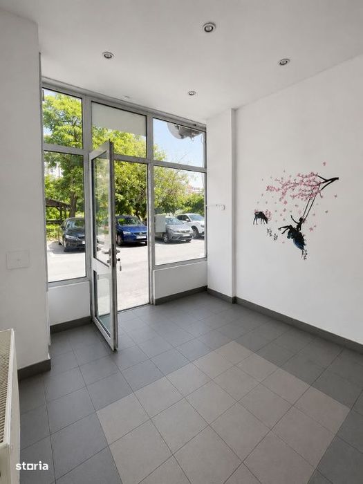 Spatiu comercial - 20 mp Lapus