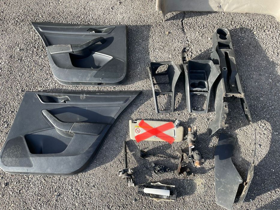 Тарпеда, торпедо, центральная панель потолок Skoda