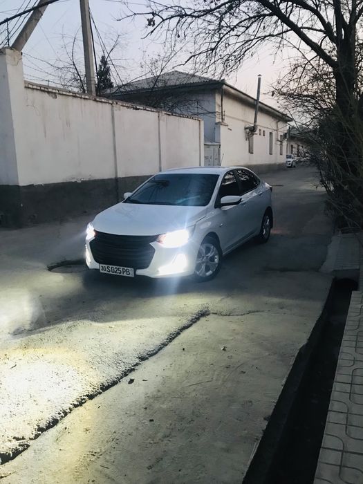 Onix 2025 yil pul zaruligidan sotilaypti moshin yangi radnoy